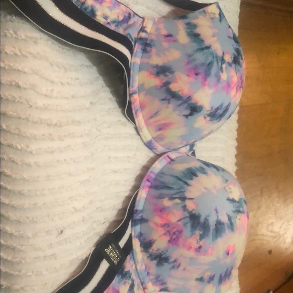 Victoria’s Secret bra